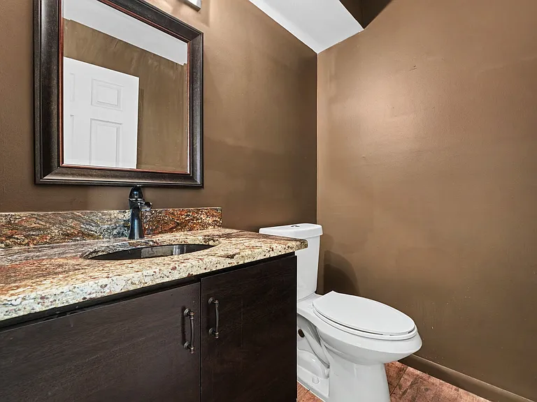 701 Charing Ct — Photo 17