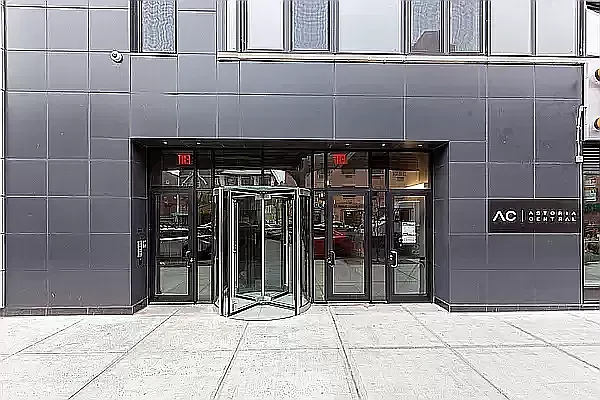 Rented by REAL New York | media 10