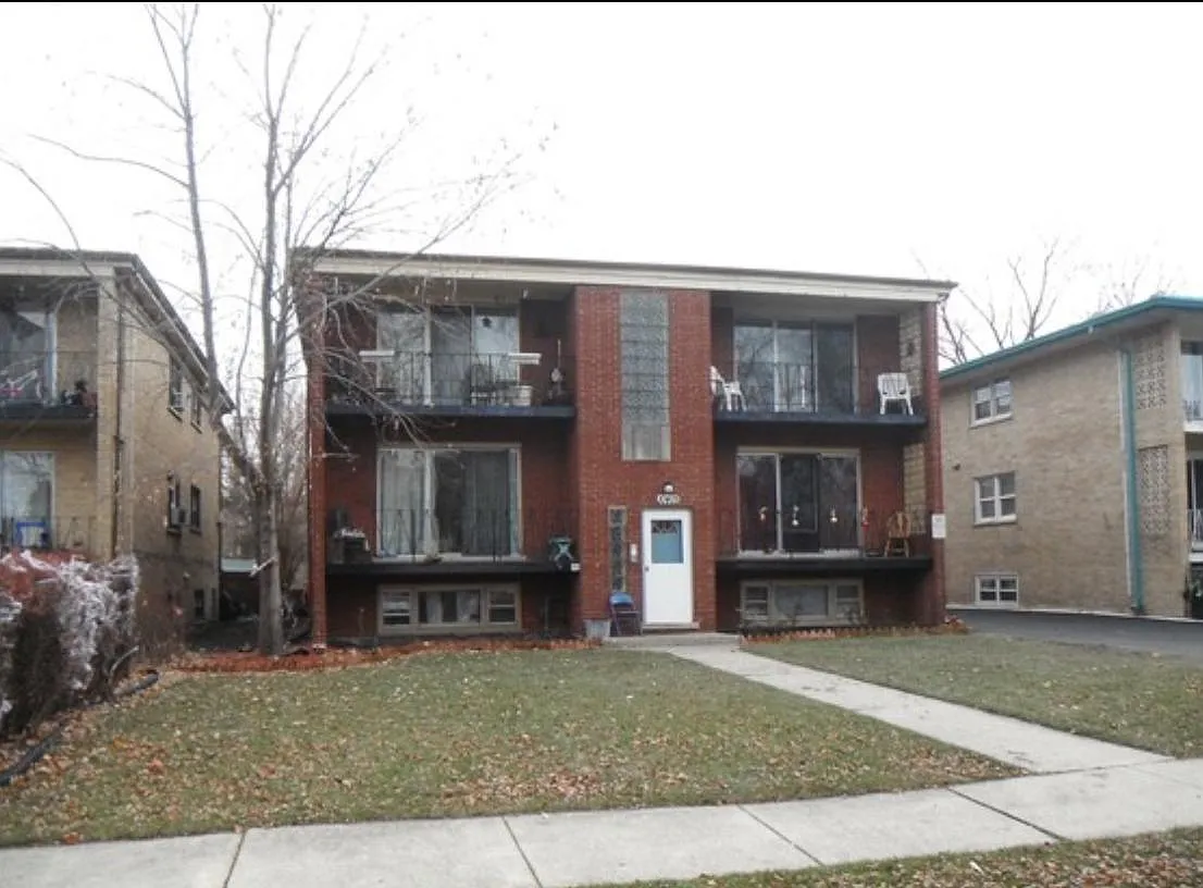 10405 Moody Avenue — Photo 1