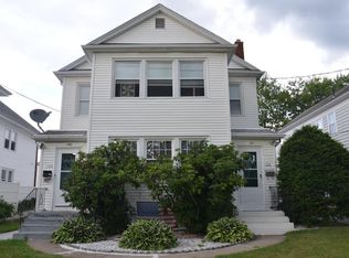 136 Dover Rd, West Hartford, CT 06119