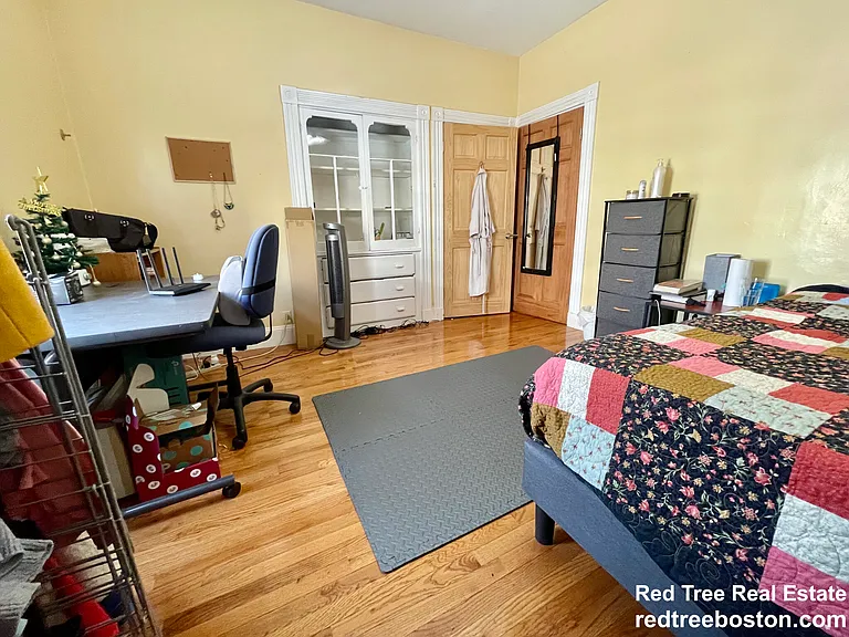 46 Aspinwall Ave #2F — Photo 22