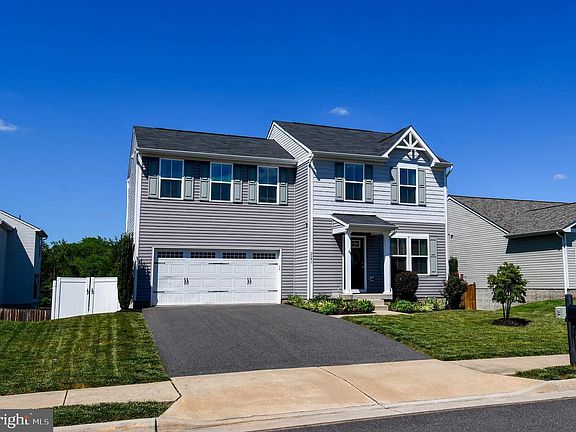 2nd image of 5042 Godwins Landing Dr