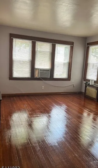 52 Christie Ave — Photo 13