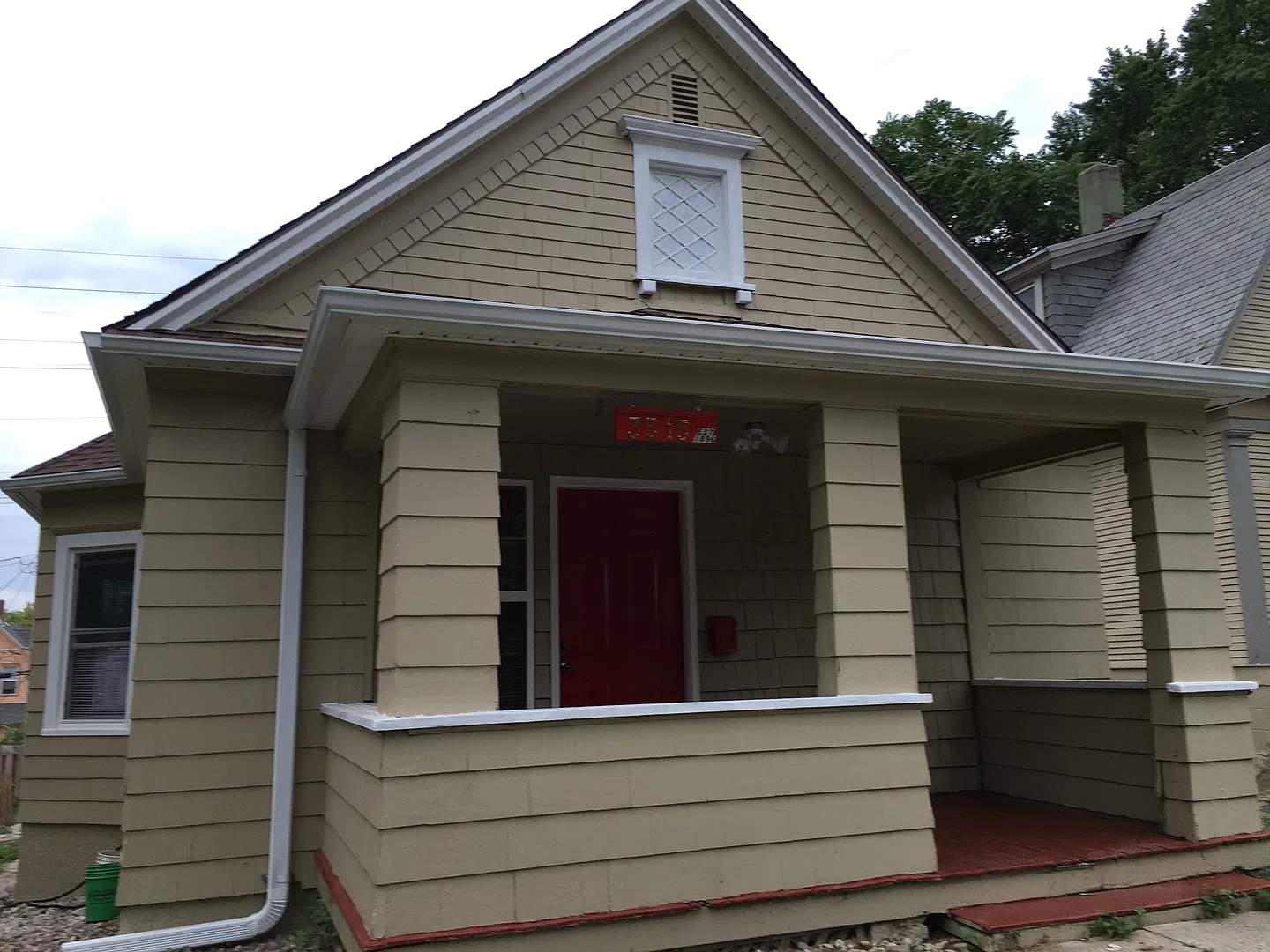 Available Now (does not qualify for section 8). Great House, Midtown near UNMC, Creighton, and th... — Photo 1