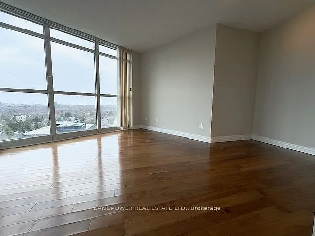 28 Harrison Garden Blvd #2005 — Photo 21