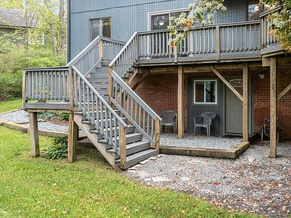 2nd image of 586 Mirawood Trl NE