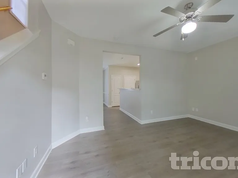 12315 Cross Meadow Rd — Photo 3