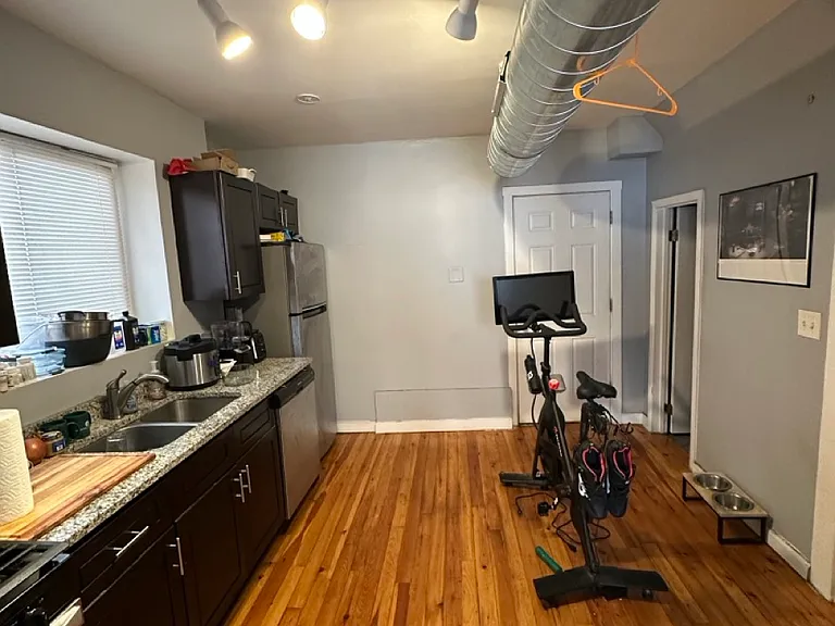 1901 S Ruble St #1F — Photo 3