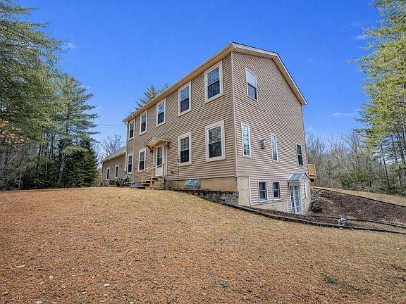 2nd image of 62 Heath Road