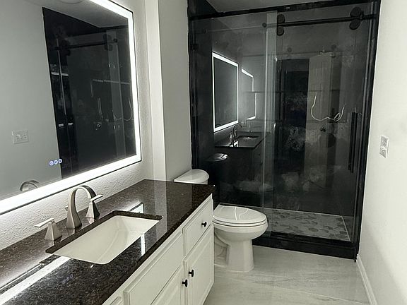 4th image of 806 Kathrine Ct