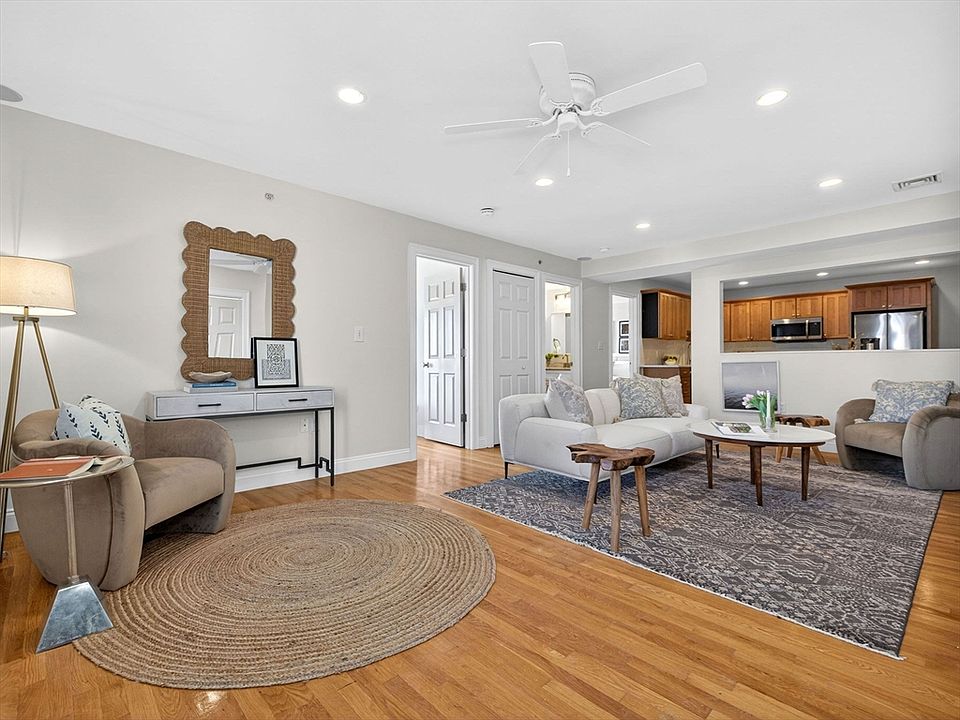1st image of 204 Marion St #5