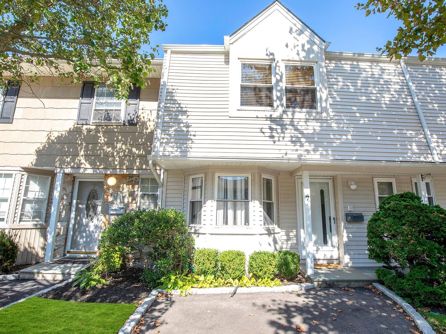 6 Manors Dr, Jericho, NY 11753 Zillow