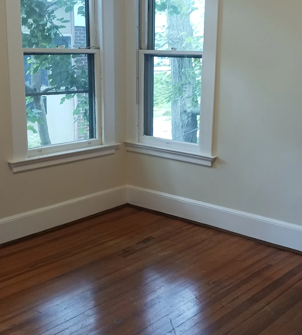2 bed, 1.0 bath, 860 sqft, $2,000 — Photo 1