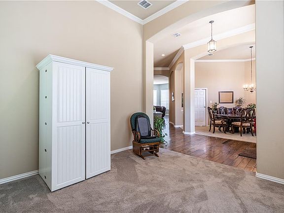 4th image of 2653 Timberhollow Dr
