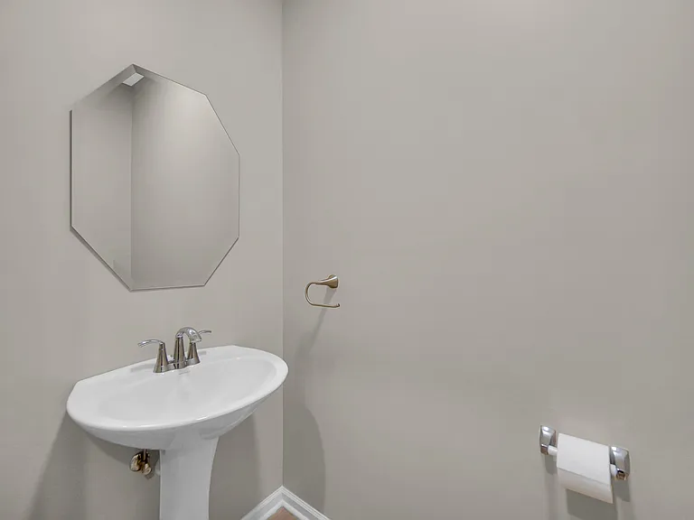 1115 Goldfinch Ave — Photo 21