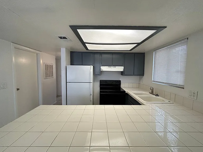 6249 Bellota Dr — Photo 6