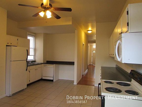 2nd image of 2022 Parkwood Ave