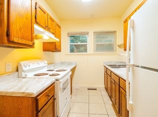 737 40th Pl APT A, Fairfield, AL 35064