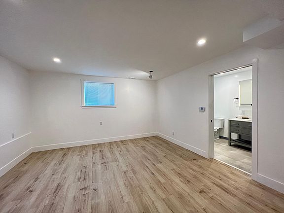 4th image of 6121A Burlingame Ave