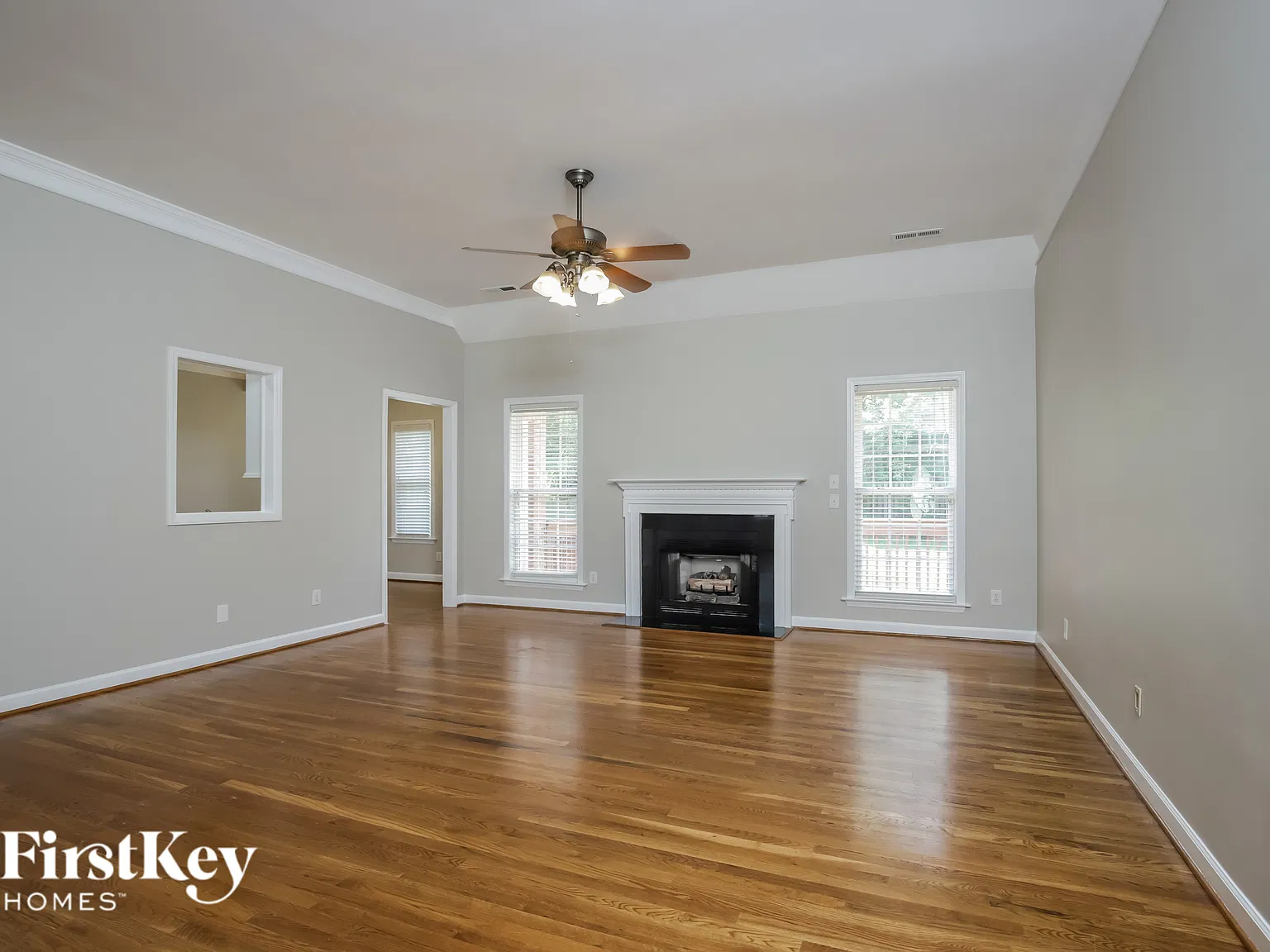 3 bed, 2.0 bath, 2408 sqft, $3,235 — Photo 2