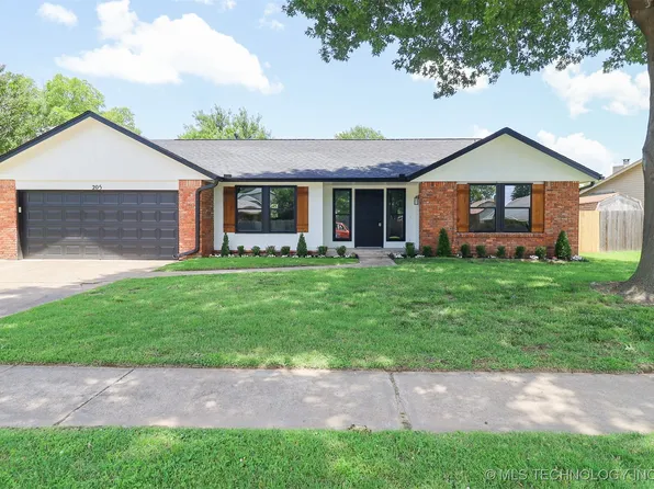 205 S Kalanchoe Ave, Broken Arrow, OK 74012