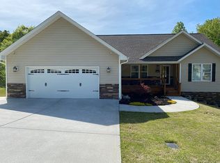 224 Abigail Ln, Greer, SC 29651