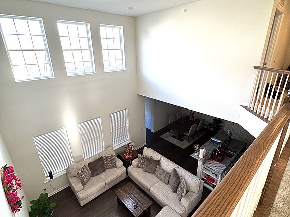 4th image of 803 Belmont Ct