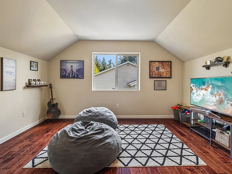 853 SW Norpoint Ct — Photo 37