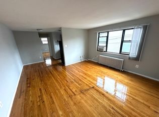 1835 Central Pl NE APT 11, Washington, DC 20002