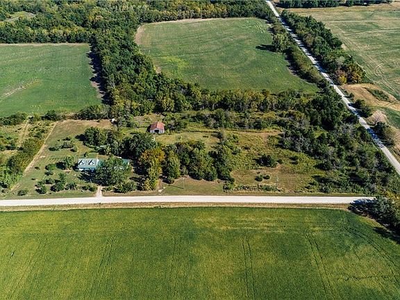 5th image of 19872 E 500th Rd