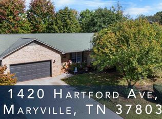 1420 Hartford Ave, Maryville, TN 37803