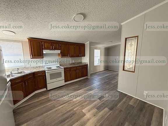 3rd image of 101 Mill Creek Ct