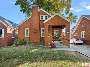 2304 S Lowell Ave, Springfield, IL 62704