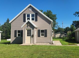 907 W Main St, Pipestone, MN 56164