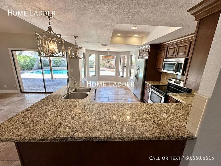 10570 E San Salvador Dr — Photo 7