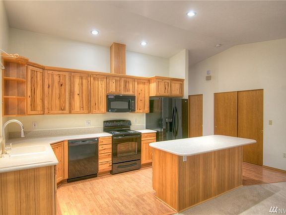 5th image of 3635 Arbor Dr SE