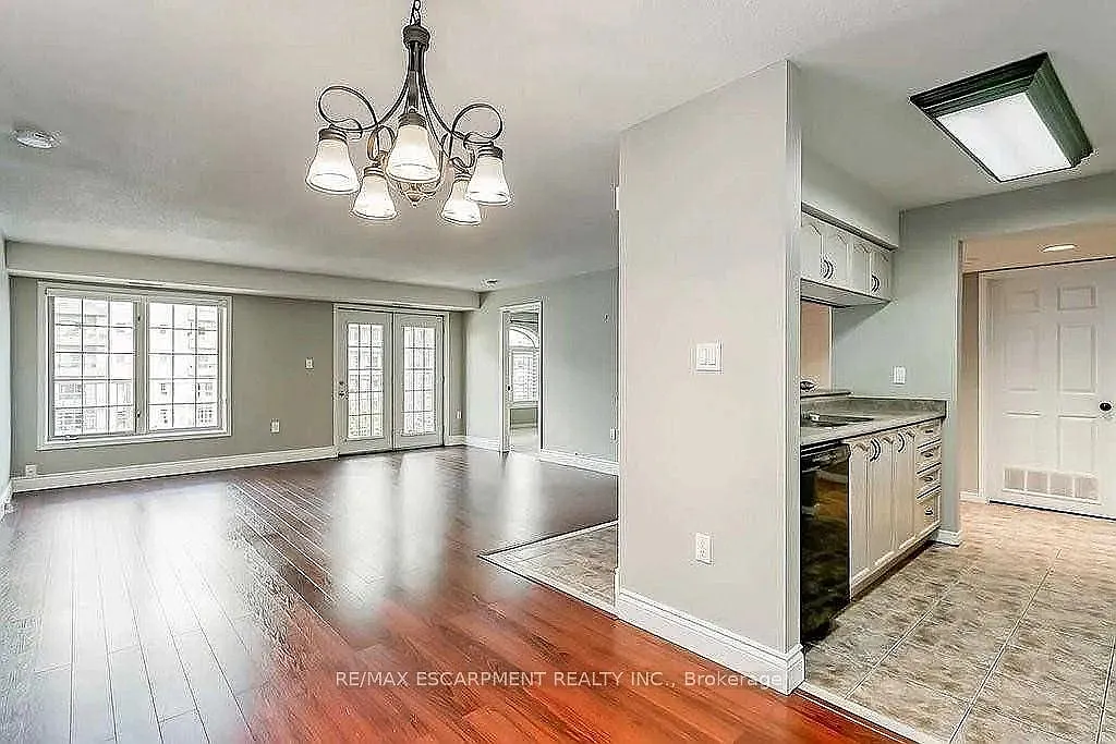 2 bed, $2,950 — Photo 3