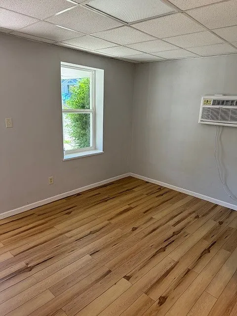 1 bed, 350 sqft, $650 — Photo 2