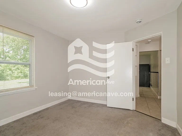 81947_010_bedroom_11.jpg