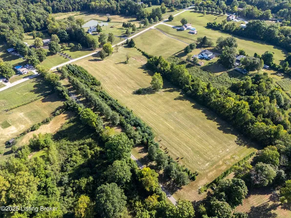 16716 Dry Ridge Rd, Louisville, KY 40299