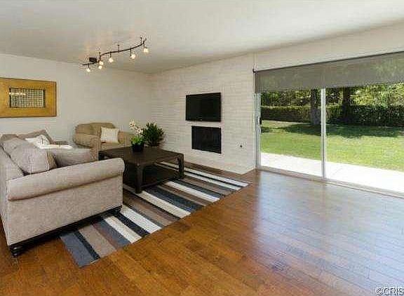 5th image of 6027 Fenwood Ave