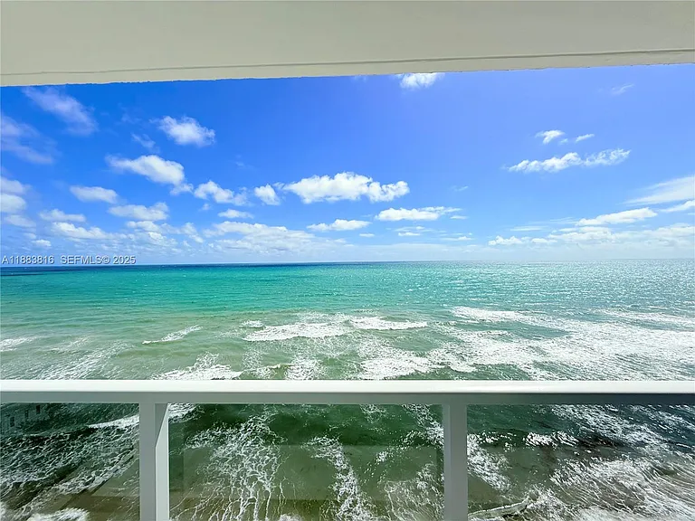 2751 S Ocean Dr #1204S — Photo 4