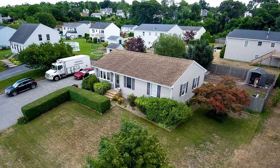 85 Four Winds Dr, Fall River, MA 02720 Zillow