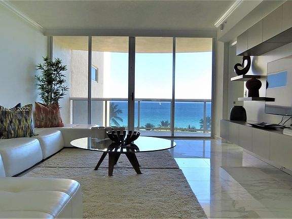 3rd image of 17555 Collins Ave APT 702