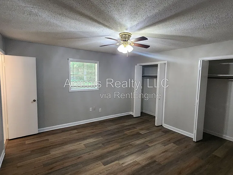 3894 Cindy Dr — Photo 6