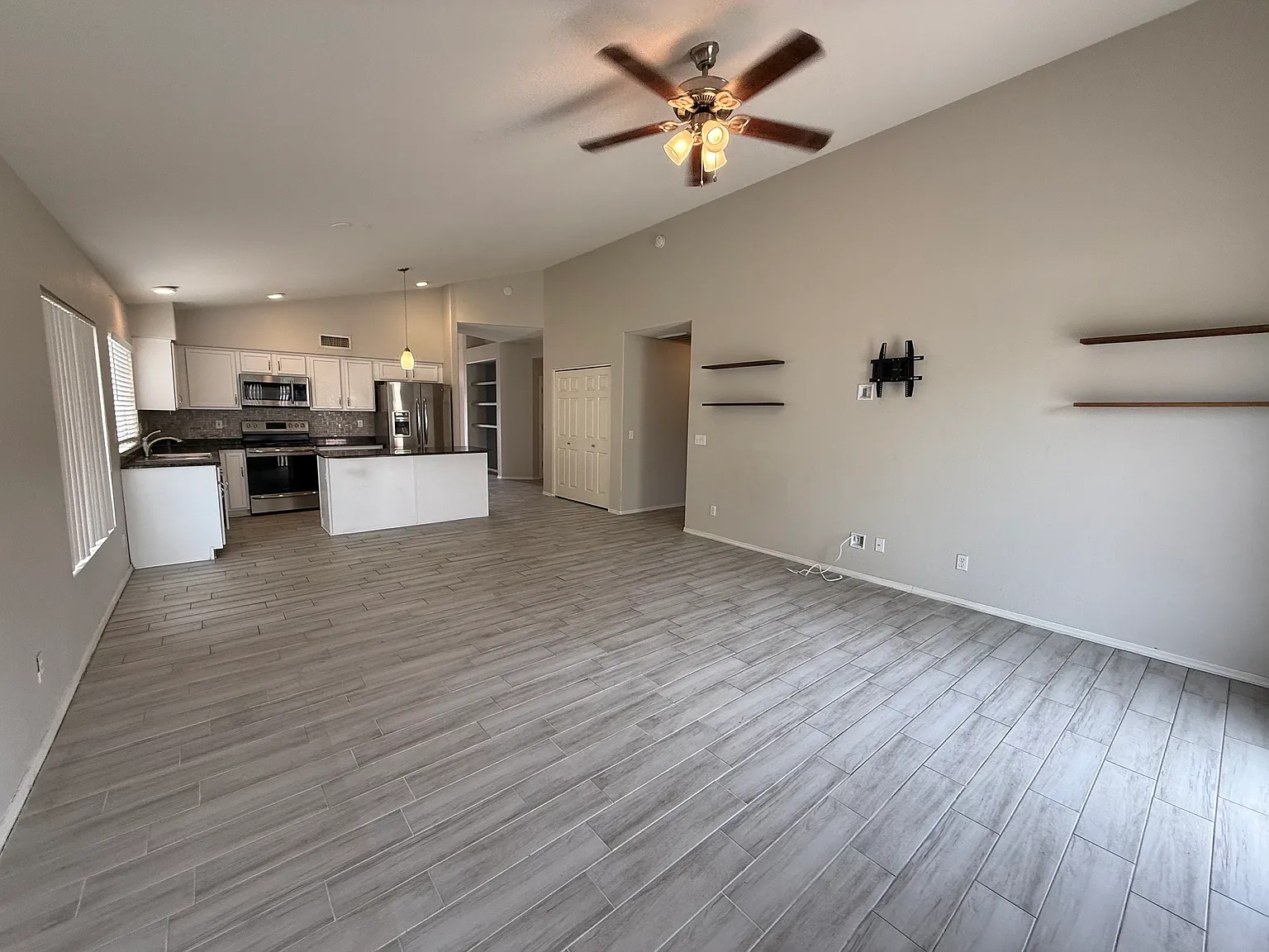 3 bed, 1825 sqft, $2,350 — Photo 4