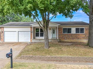 2177 Aileswick Dr, Saint Louis, MO 63129
