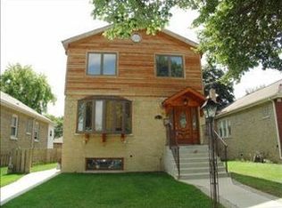 5015 Chase Ave, Skokie, IL 60077