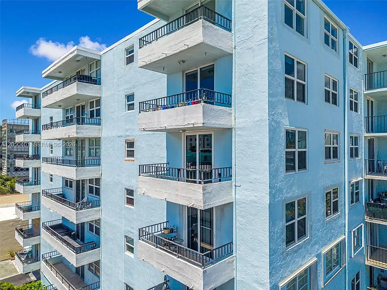 720 Collins Ave #603 — Photo 44