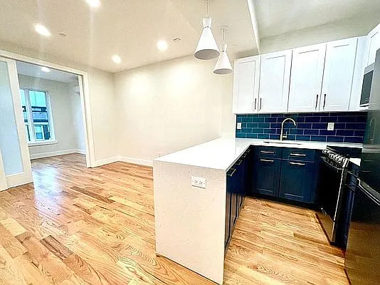 Rented by Doorway NYC, LLC | media 16